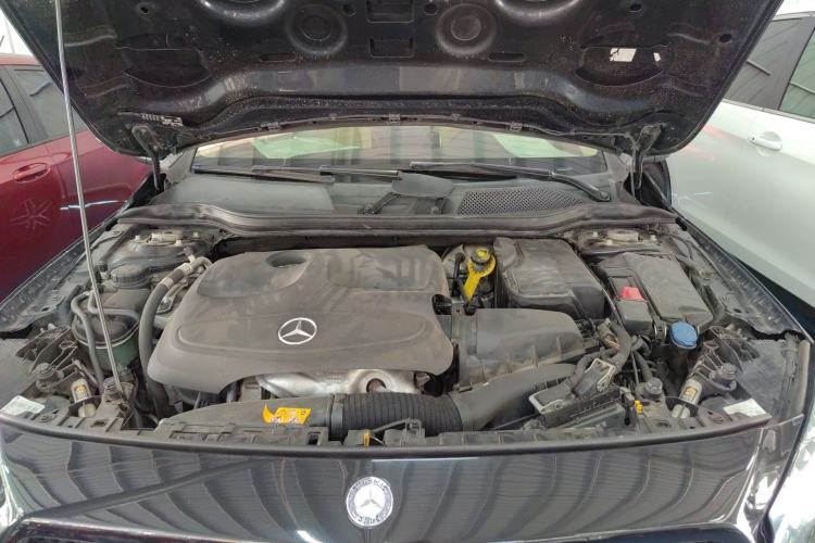 Used Mercedes-Benz GLA 2016 GLA 220 4MATIC Fashion Edition Engine Bay