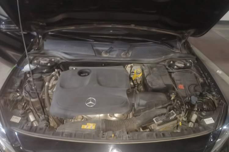Used Mercedes-Benz GLA 2016 GLA 200 Sport Edition Engine Bay
