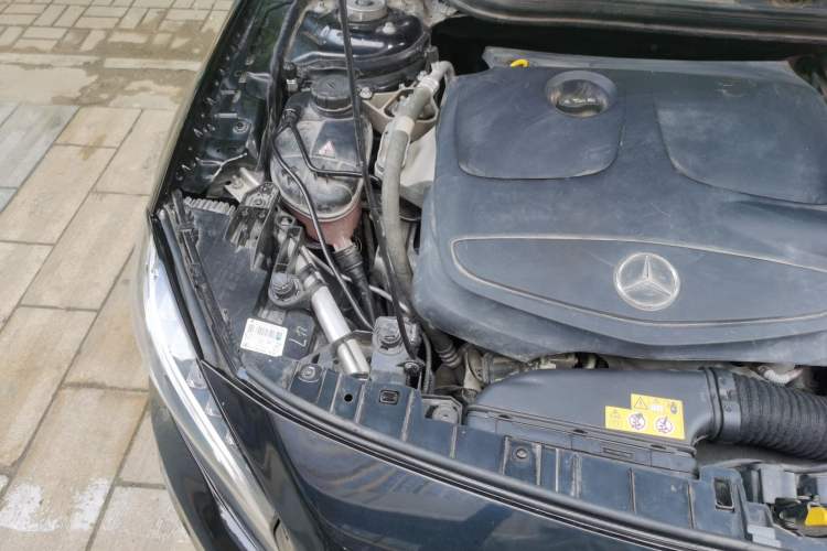 Used Mercedes-Benz GLA 2016 GLA 220 4MATIC Fashion Edition Engine Bay Right