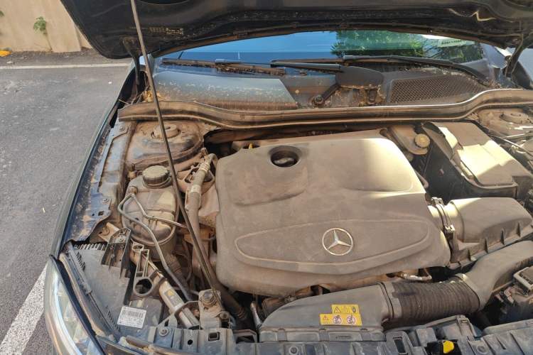Used Mercedes-Benz GLA 2016 GLA 220 4MATIC Fashion Edition Engine Bay Right