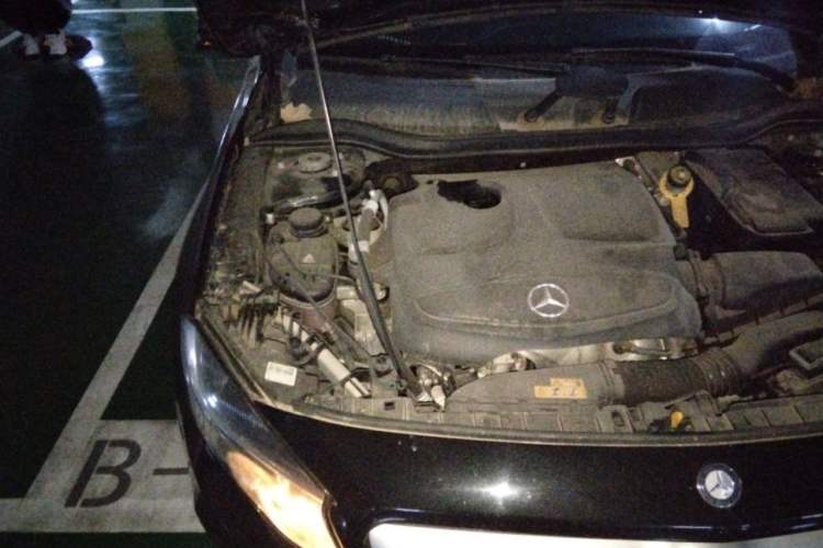 Used Mercedes-Benz GLA 2016 GLA 200 Sport Edition Engine Bay Right