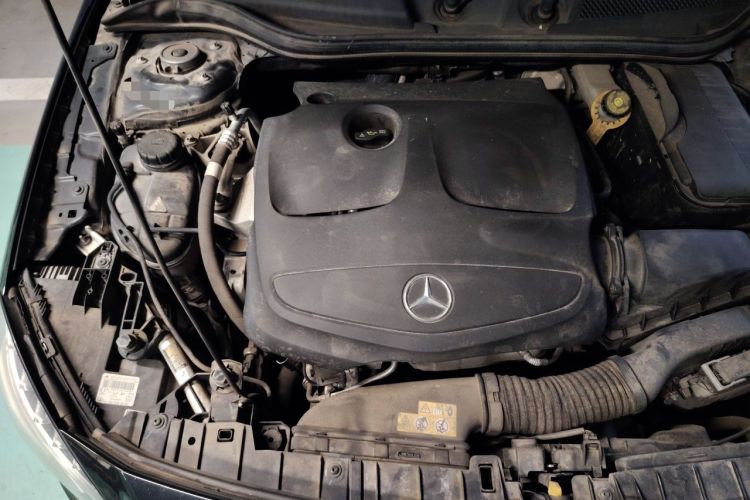 Used Mercedes-Benz GLA 2016 GLA 220 4MATIC Fashion Edition Engine Bay Right