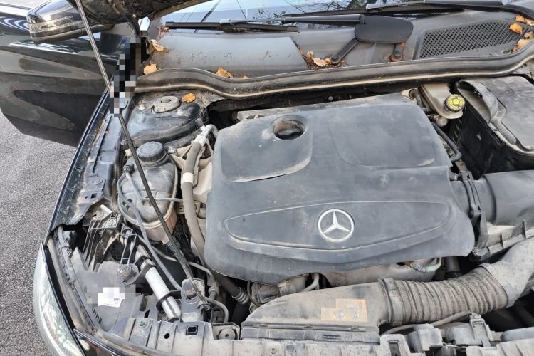 Used Mercedes-Benz GLA 2016 GLA 200 Sport Edition Engine Bay Right