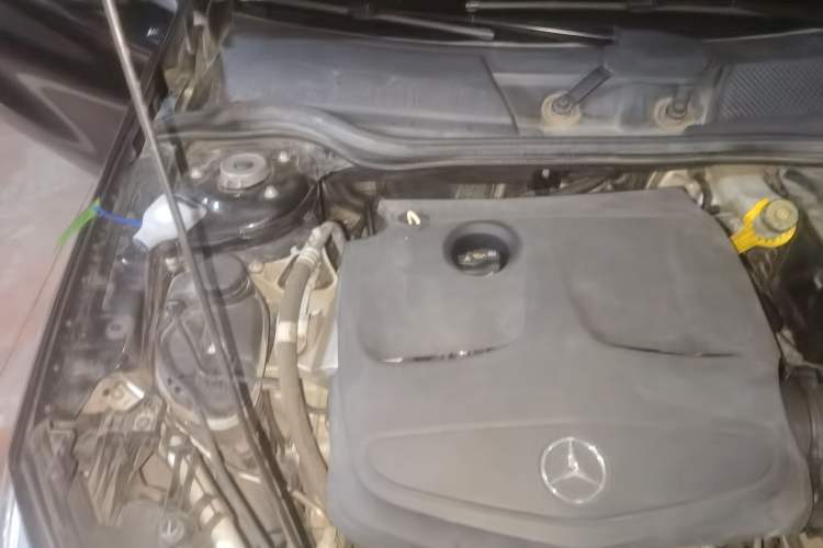 Used Mercedes-Benz GLA 2016 GLA 200 Sport Edition Engine Bay Right