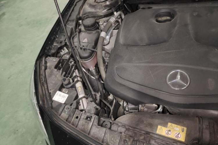 Used Mercedes-Benz GLA 2016 GLA 220 4MATIC Fashion Edition Engine Bay Right