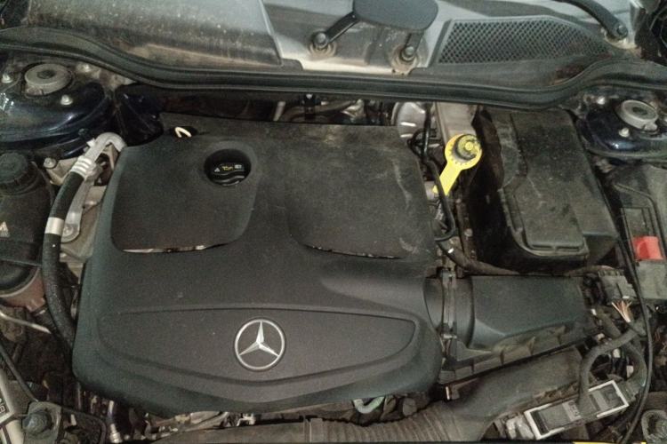 Used Mercedes-Benz GLA 2016 GLA 200 Fashion Model Engine Bay