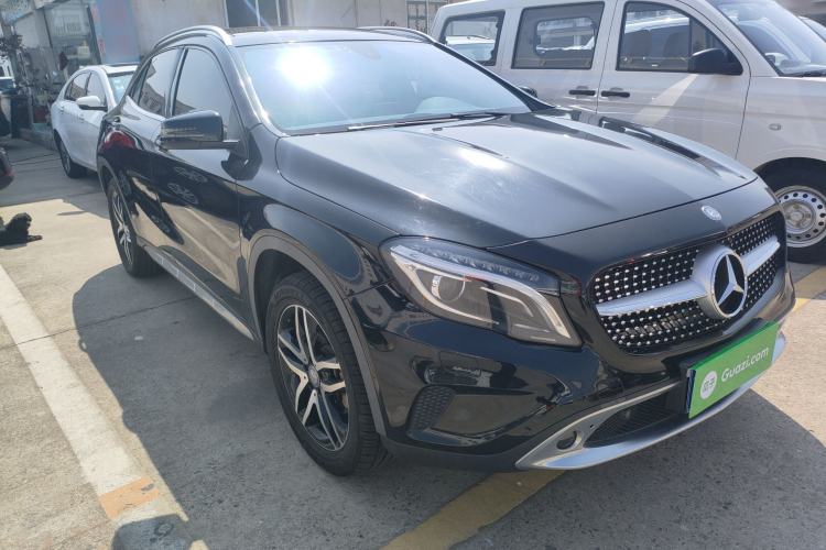 Used Mercedes-Benz GLA 2016 GLA 220 4MATIC Fashion Edition Exterior 1