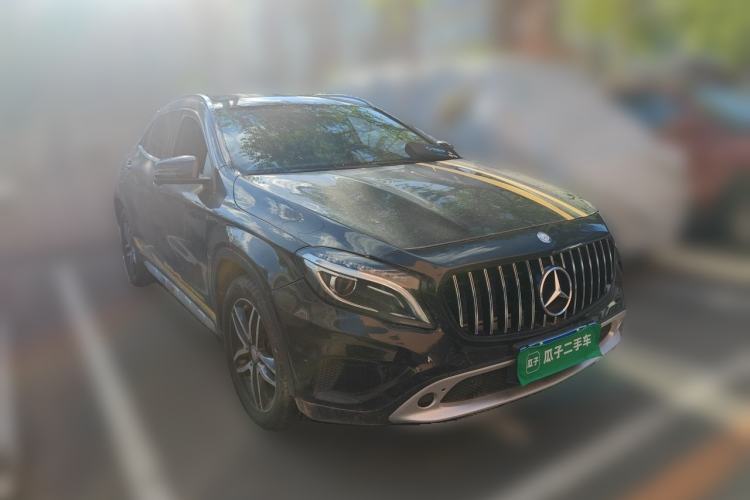 Used Mercedes-Benz GLA 2016 GLA 220 4MATIC Fashion Edition Front Right 45 Deg