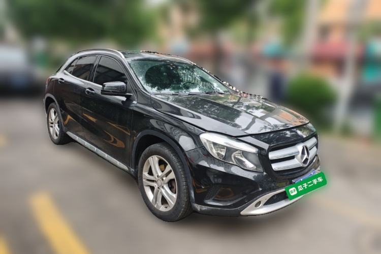 Used Mercedes-Benz GLA 2016 GLA 200 Sport Edition Front Right 45 Deg