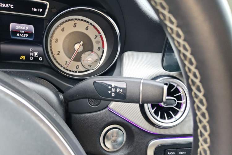 Used Mercedes-Benz GLA 2016 GLA 200 Fashion Model Gear Lever