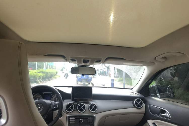 Used Mercedes-Benz GLA 2016 GLA 200 Sport Edition Headliner