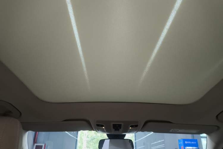 Used Mercedes-Benz GLA 2016 GLA 200 Sport Edition Headliner