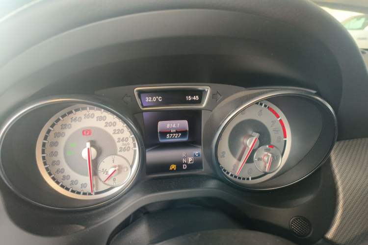 Used Mercedes-Benz GLA 2016 GLA 220 4MATIC Fashion Edition Instrument Cluster