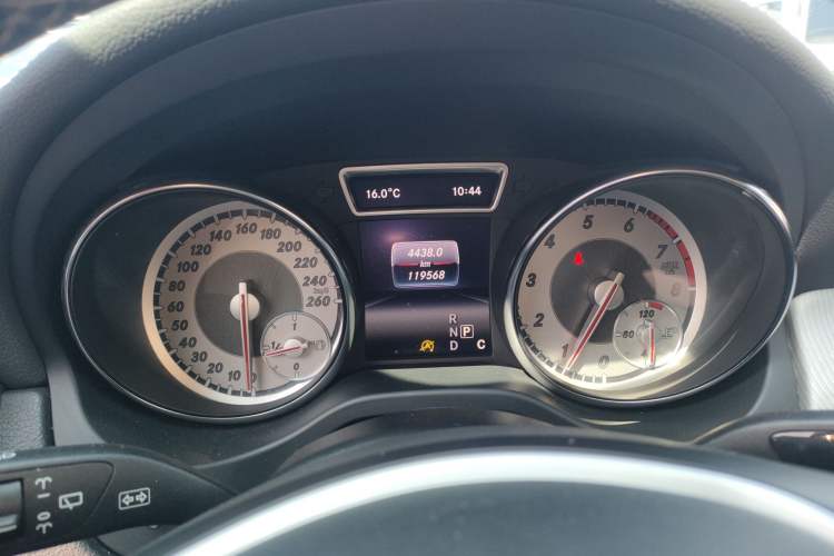 Used Mercedes-Benz GLA 2016 GLA 220 4MATIC Fashion Edition Instrument Cluster