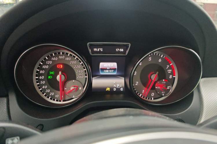 Used Mercedes-Benz GLA 2016 GLA 200 Sport Edition Instrument Cluster