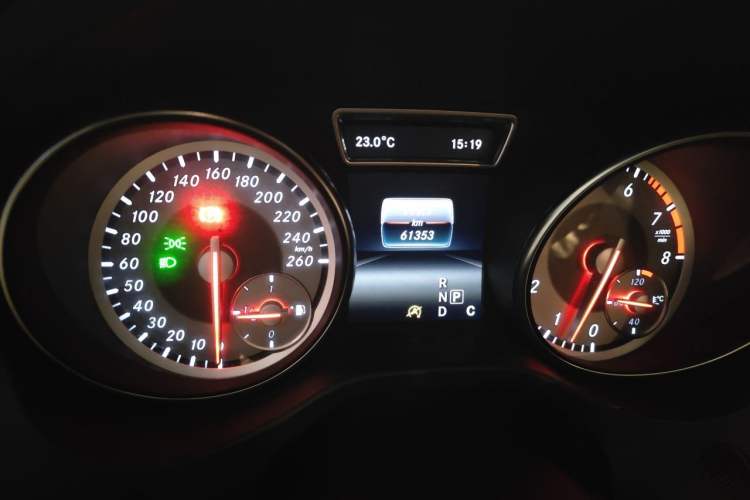 Used Mercedes-Benz GLA 2016 GLA 200 Fashion Model Instrument Cluster