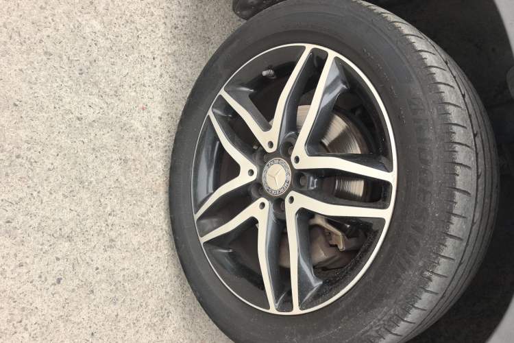 Used Mercedes-Benz GLA 2016 GLA 200 Fashion Model Left Front Wheel Hub