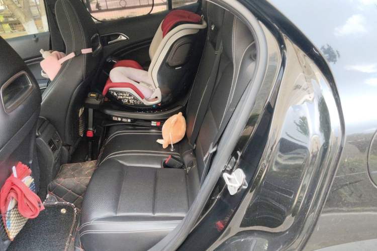 Used Mercedes-Benz GLA 2016 GLA 200 Sport Edition Left Rear Seat