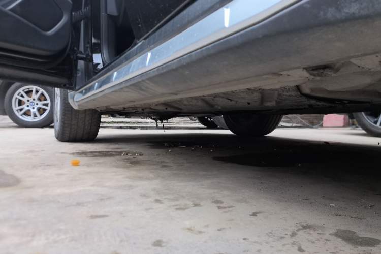 Used Mercedes-Benz GLA 2016 GLA 220 4MATIC Fashion Edition Left Side Sill