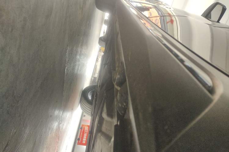 Used Mercedes-Benz GLA 2016 GLA 220 4MATIC Fashion Edition Left Side Sill
