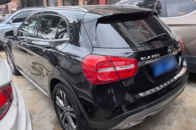 Used Mercedes-Benz GLA 2016 GLA 220 4MATIC Fashion Edition Rear Left 45 Deg