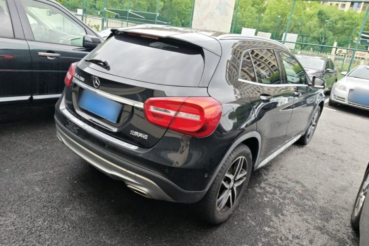 Used Mercedes-Benz GLA 2016 GLA 200 Fashion Model Rear Right 45 Deg