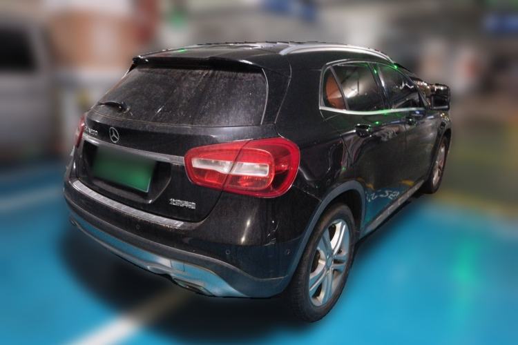 Used Mercedes-Benz GLA 2016 GLA 200 Sport Edition Rear Right 45 Deg