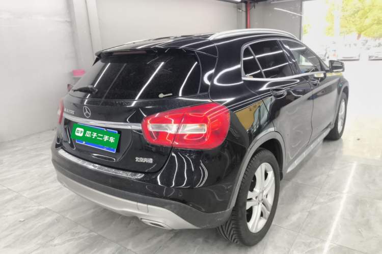 Used Mercedes-Benz GLA 2016 GLA 200 Sport Edition Rear Right 45 Deg