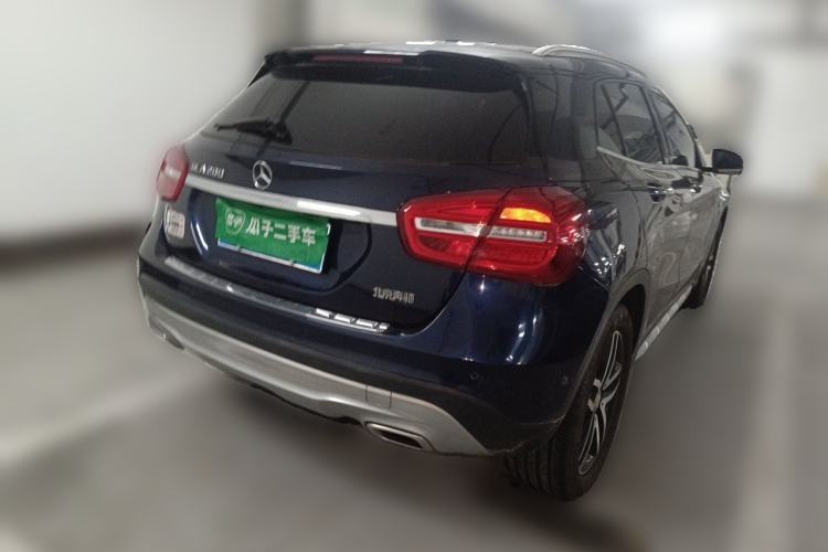 Used Mercedes-Benz GLA 2016 GLA 200 Fashion Model Rear Right 45 Deg