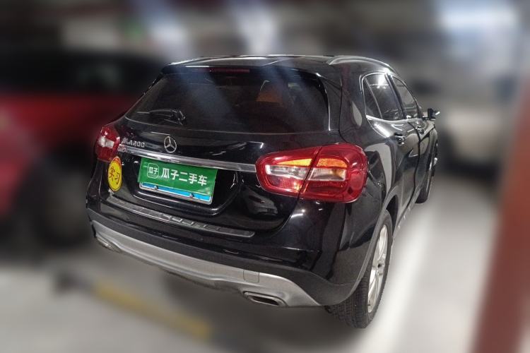 Used Mercedes-Benz GLA 2016 GLA 200 Sport Edition Rear Right 45 Deg