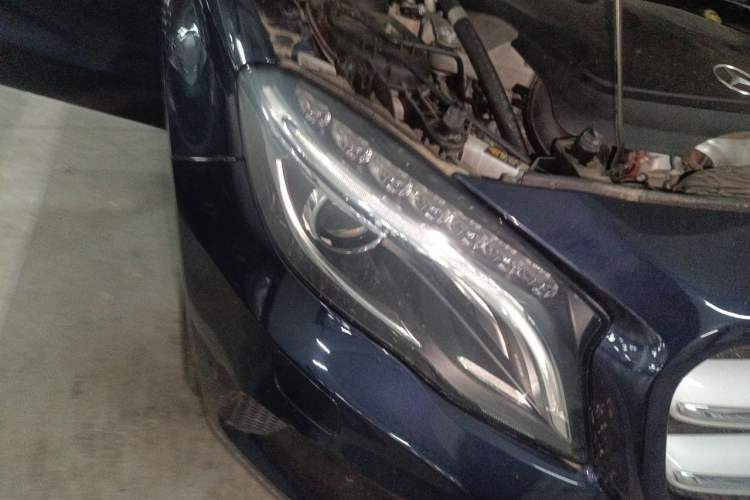 Used Mercedes-Benz GLA 2016 GLA 200 Fashion Model Right Front Headlight