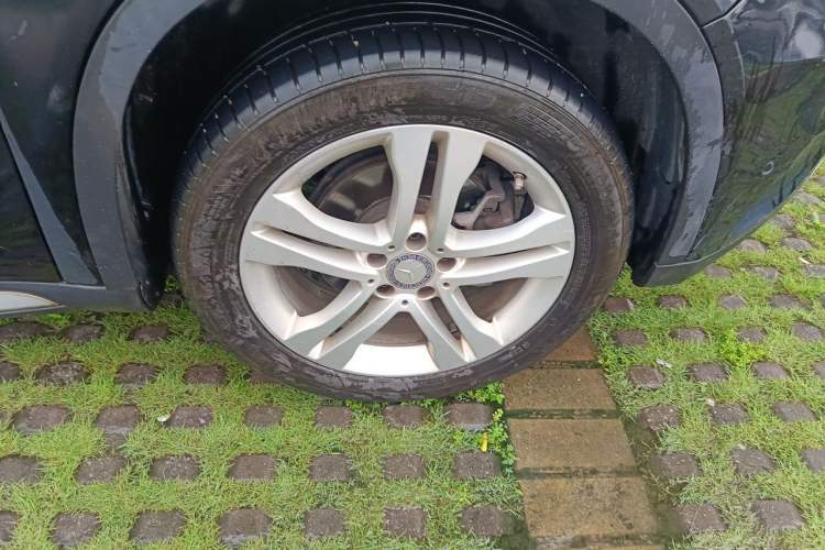 Used Mercedes-Benz GLA 2016 GLA 200 Sport Edition Right Front Wheel Hub