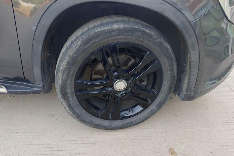 Used Mercedes-Benz GLA 2016 GLA 200 Sport Edition Right Front Wheel Hub