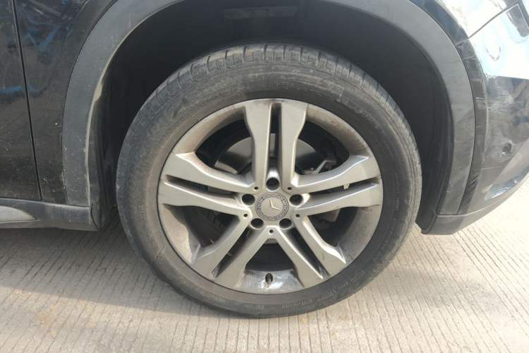 Used Mercedes-Benz GLA 2016 GLA 200 Sport Edition Right Front Wheel Hub