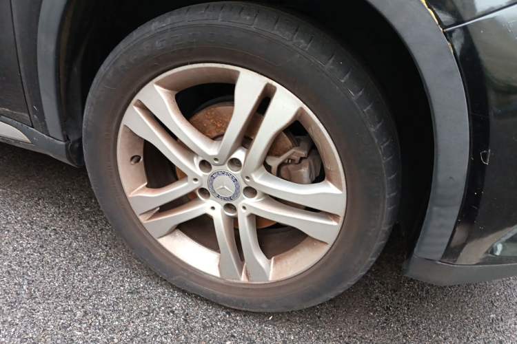 Used Mercedes-Benz GLA 2016 GLA 200 Sport Edition Right Front Wheel Hub