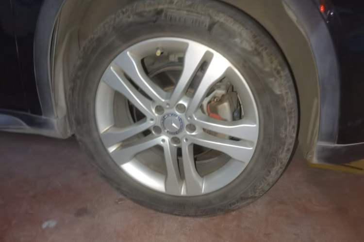Used Mercedes-Benz GLA 2016 GLA 200 Sport Edition Right Front Wheel Hub