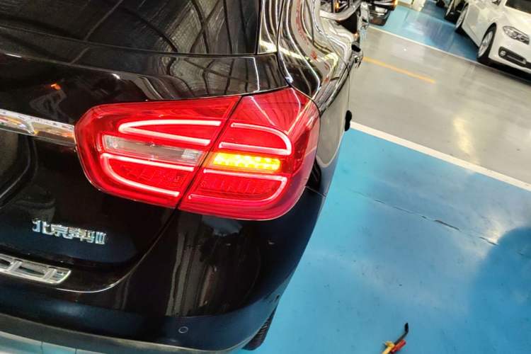 Used Mercedes-Benz GLA 2016 GLA 200 Fashion Model Right Rear Taillight