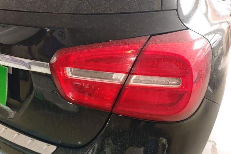 Used Mercedes-Benz GLA 2016 GLA 200 Fashion Model Right Rear Taillight