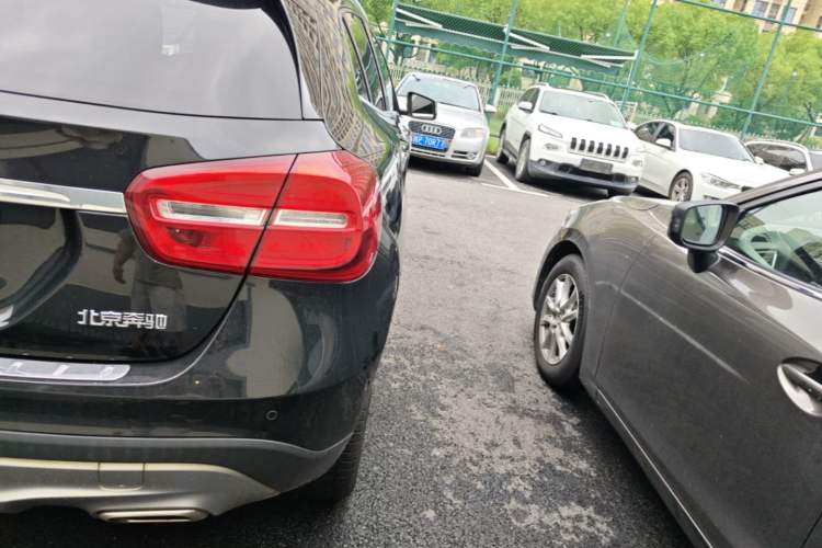 Used Mercedes-Benz GLA 2016 GLA 200 Fashion Model Right Rear Taillight