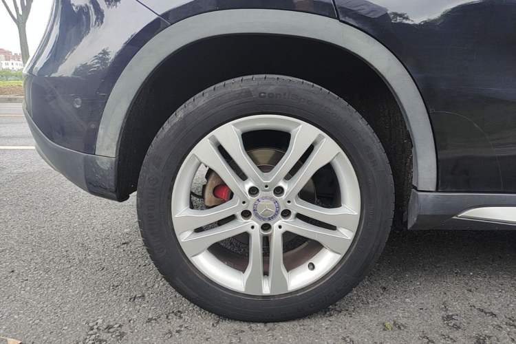 Used Mercedes-Benz GLA 2016 GLA 200 Sport Edition Right Rear Wheel Hub