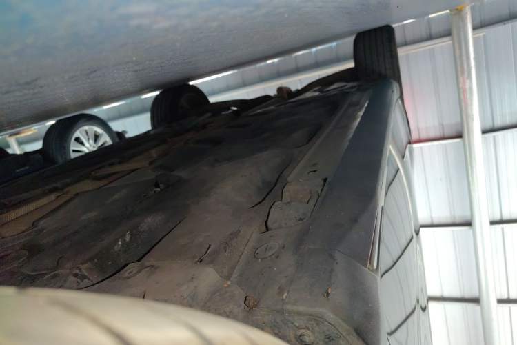 Used Mercedes-Benz GLA 2016 GLA 220 4MATIC Fashion Edition Right Side Sill