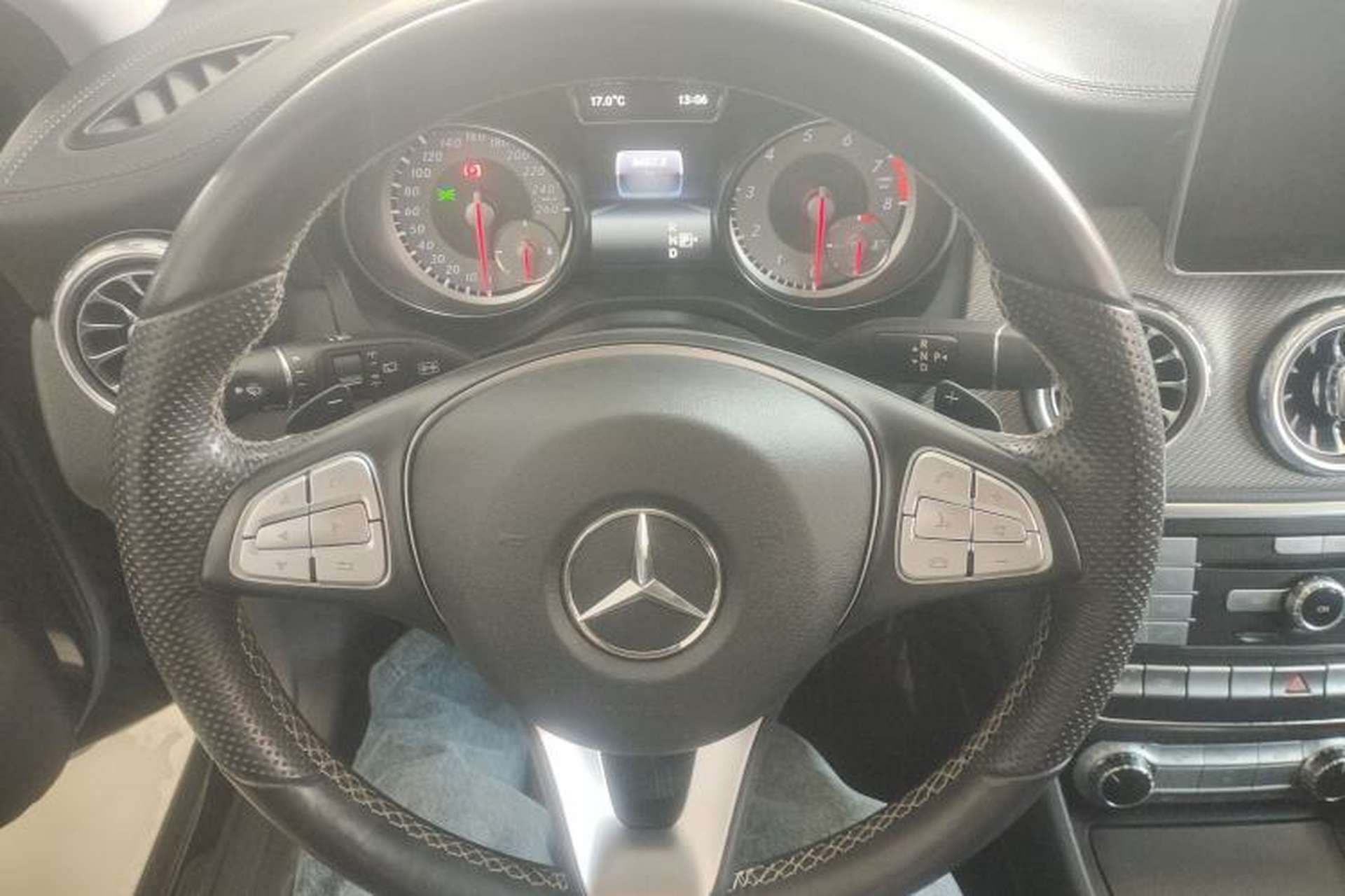 Used Mercedes-Benz GLA 2016 GLA 220 4MATIC Fashion Edition Steering Wheel