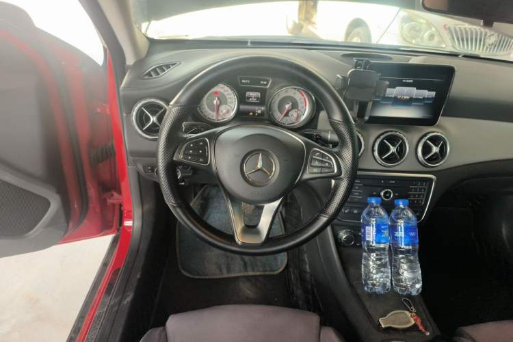 Used Mercedes-Benz GLA 2016 GLA 220 4MATIC Fashion Edition Steering Wheel