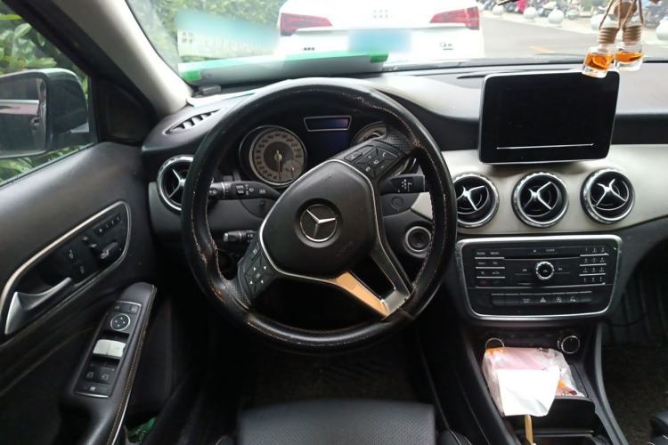 Used Mercedes-Benz GLA 2016 GLA 200 Sport Edition Steering Wheel