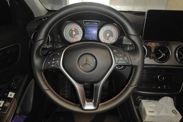 Used Mercedes-Benz GLA 2016 GLA 200 Fashion Model Steering Wheel