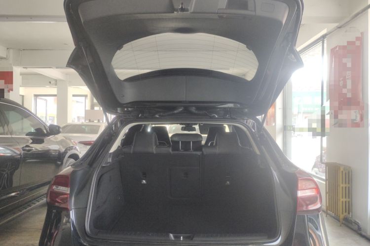Used Mercedes-Benz GLA 2016 GLA 220 4MATIC Fashion Edition Trunk