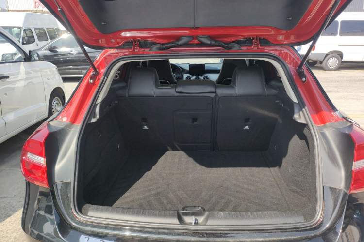 Used Mercedes-Benz GLA 2016 GLA 220 4MATIC Fashion Edition Trunk