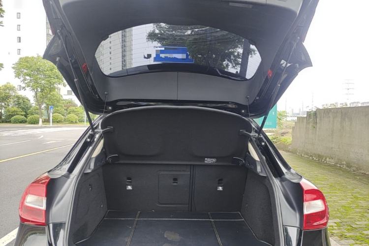 Used Mercedes-Benz GLA 2016 GLA 200 Sport Edition Trunk