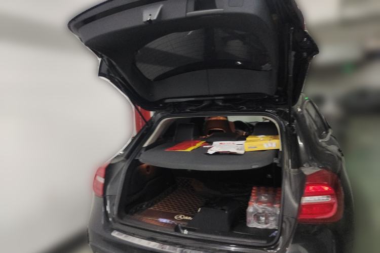 Used Mercedes-Benz GLA 2016 GLA 220 4MATIC Fashion Edition Trunk