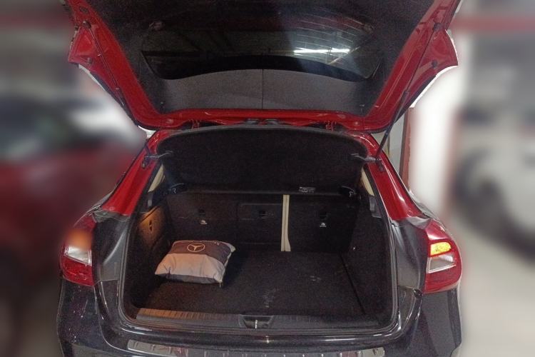 Used Mercedes-Benz GLA 2016 GLA 200 Sport Edition Trunk